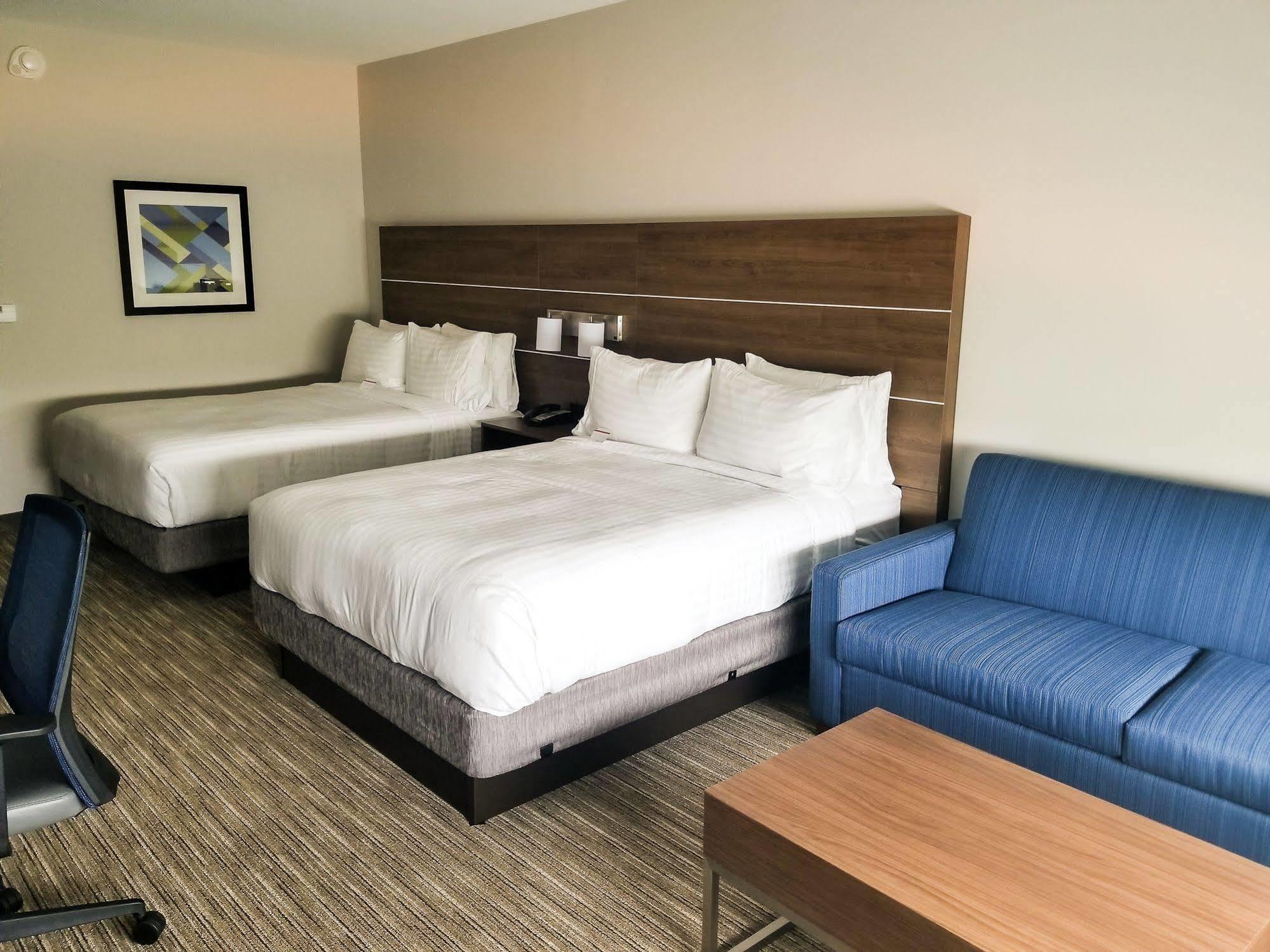 Holiday Inn Express & Suites - Charlotte Ne - University Area By Ihg Eksteriør bilde