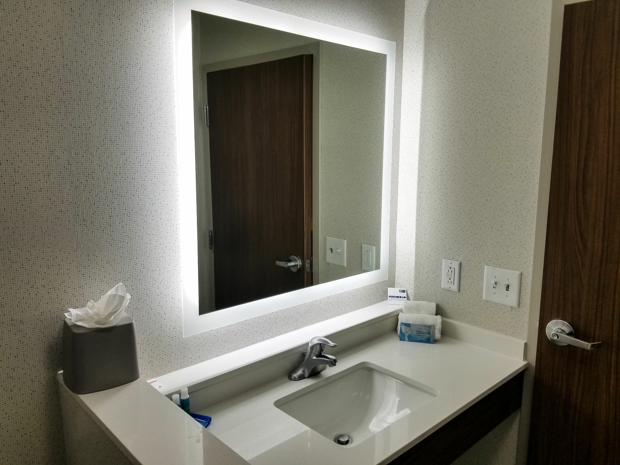 Holiday Inn Express & Suites - Charlotte Ne - University Area By Ihg Eksteriør bilde