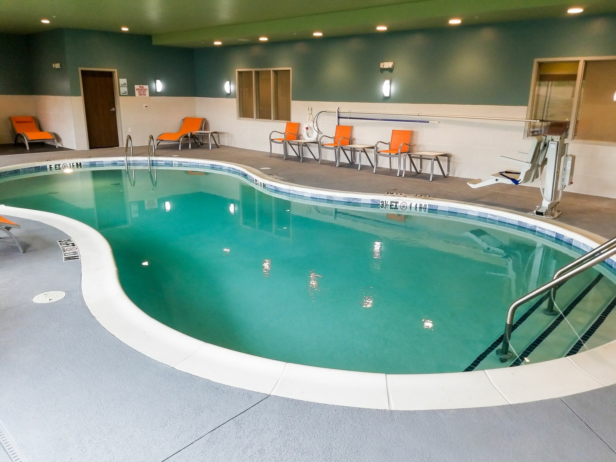 Holiday Inn Express & Suites - Charlotte Ne - University Area By Ihg Eksteriør bilde