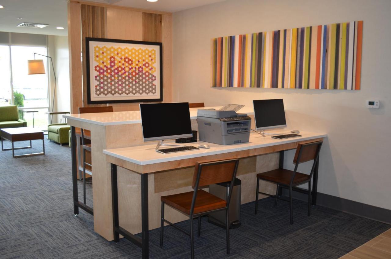 Holiday Inn Express & Suites - Charlotte Ne - University Area By Ihg Eksteriør bilde