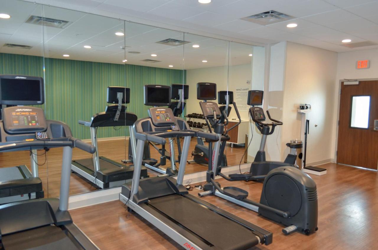 Holiday Inn Express & Suites - Charlotte Ne - University Area By Ihg Eksteriør bilde