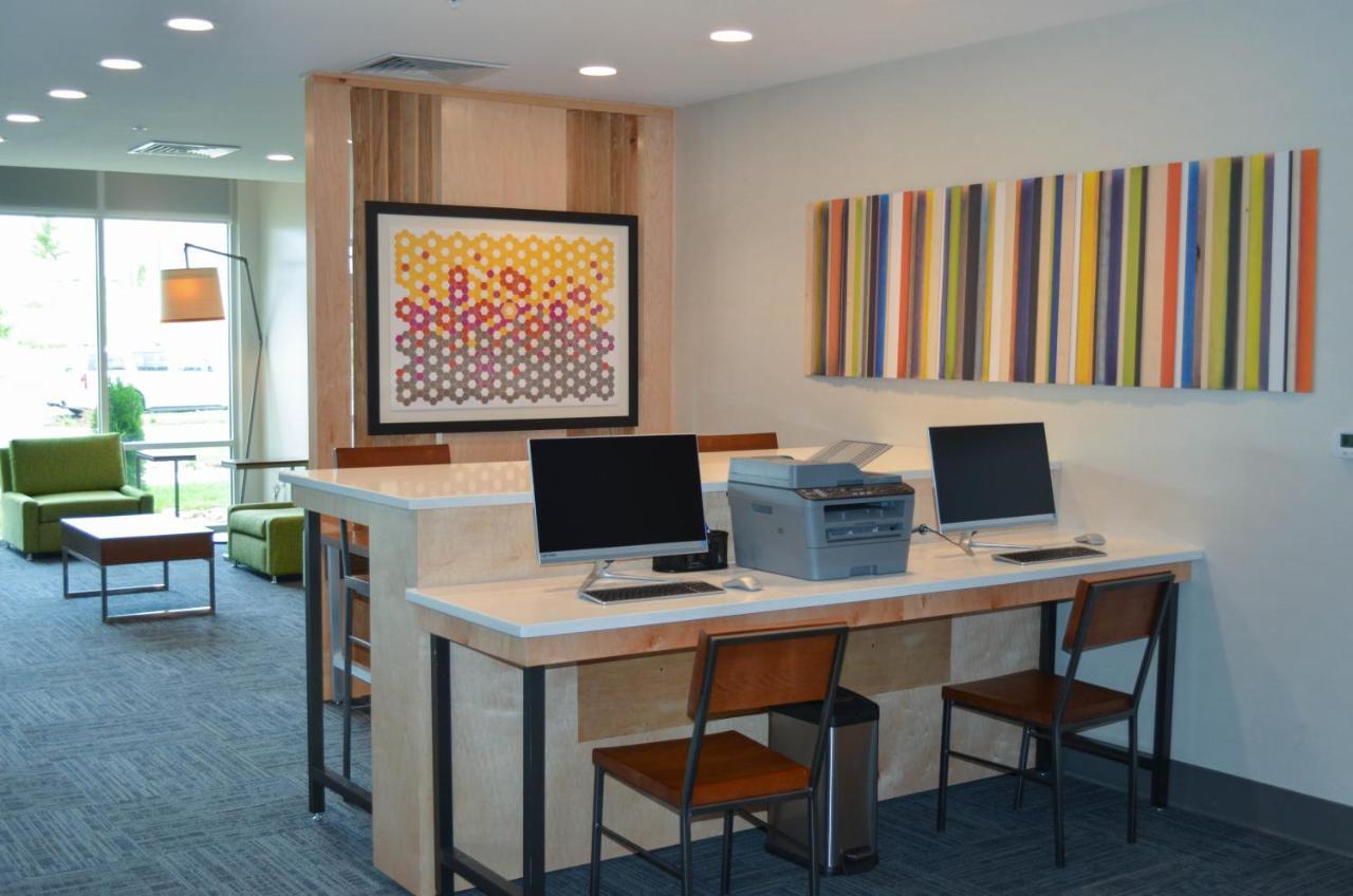 Holiday Inn Express & Suites - Charlotte Ne - University Area By Ihg Eksteriør bilde