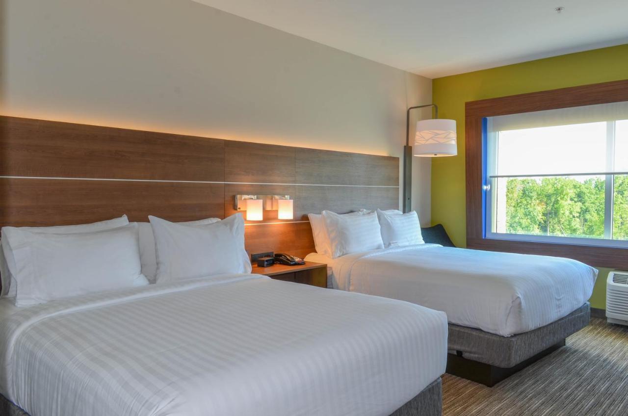 Holiday Inn Express & Suites - Charlotte Ne - University Area By Ihg Eksteriør bilde