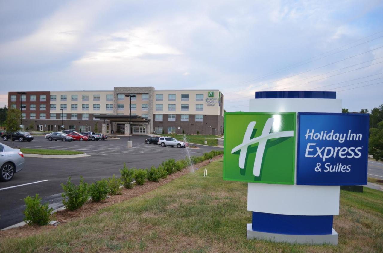 Holiday Inn Express & Suites - Charlotte Ne - University Area, An Ihg Hotel Eksteriør bilde